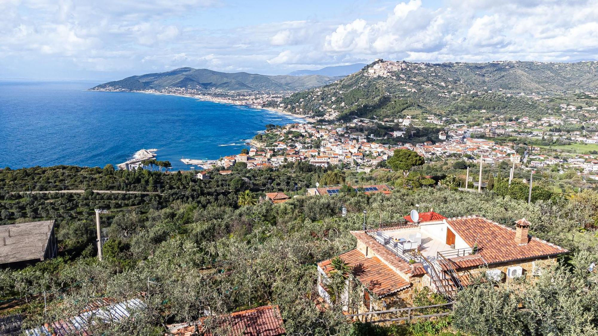 Bellezza In Cilento Panoramic Apts Castellabate Luaran gambar
