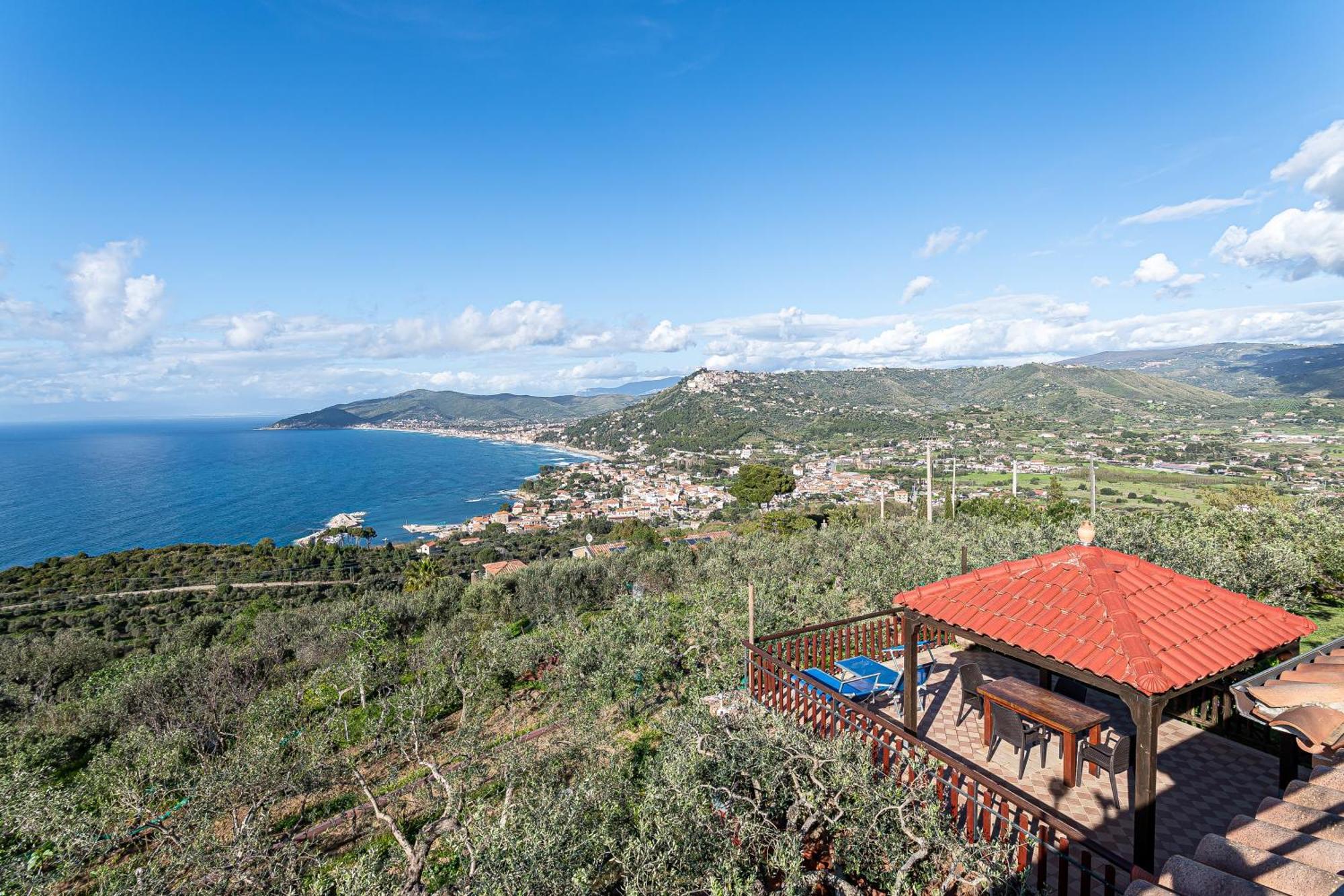 Bellezza In Cilento Panoramic Apts Castellabate Luaran gambar