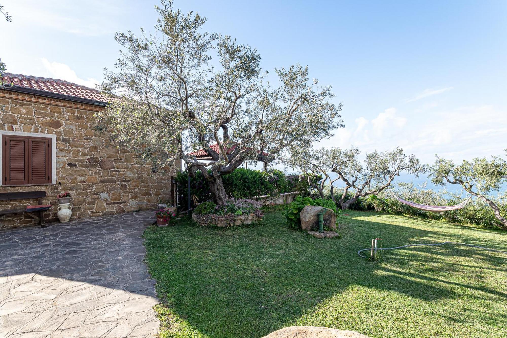 Bellezza In Cilento Panoramic Apts Castellabate Luaran gambar